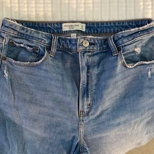 A&F The Skinny High Rise Curve Love